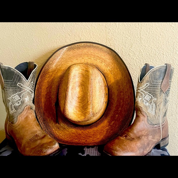 Ropers Youth size 3 Cowboy boots. - Picture 1 of 5